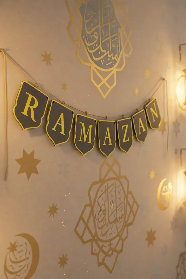 İslami Harf Flama Süsü – Tam Alfabe