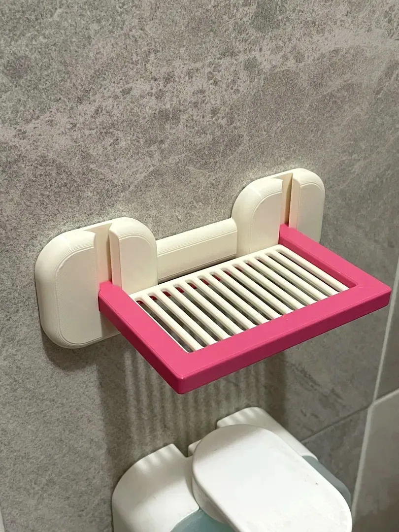 Sabunluk Seti – Delmeden Banyo Duvarına — gerçek baskı fotoğrafı