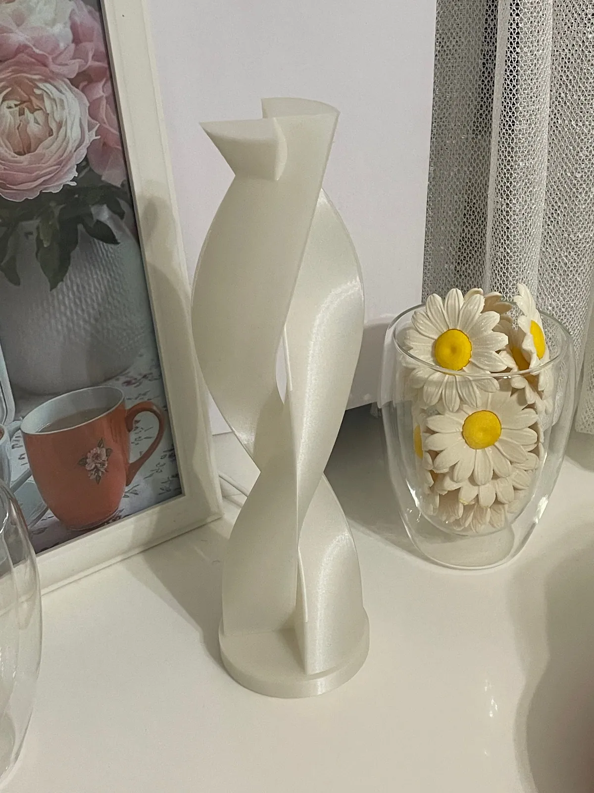 Burgulu Spiral Abajur – LED Dekor Lamba — gerçek baskı fotoğrafı