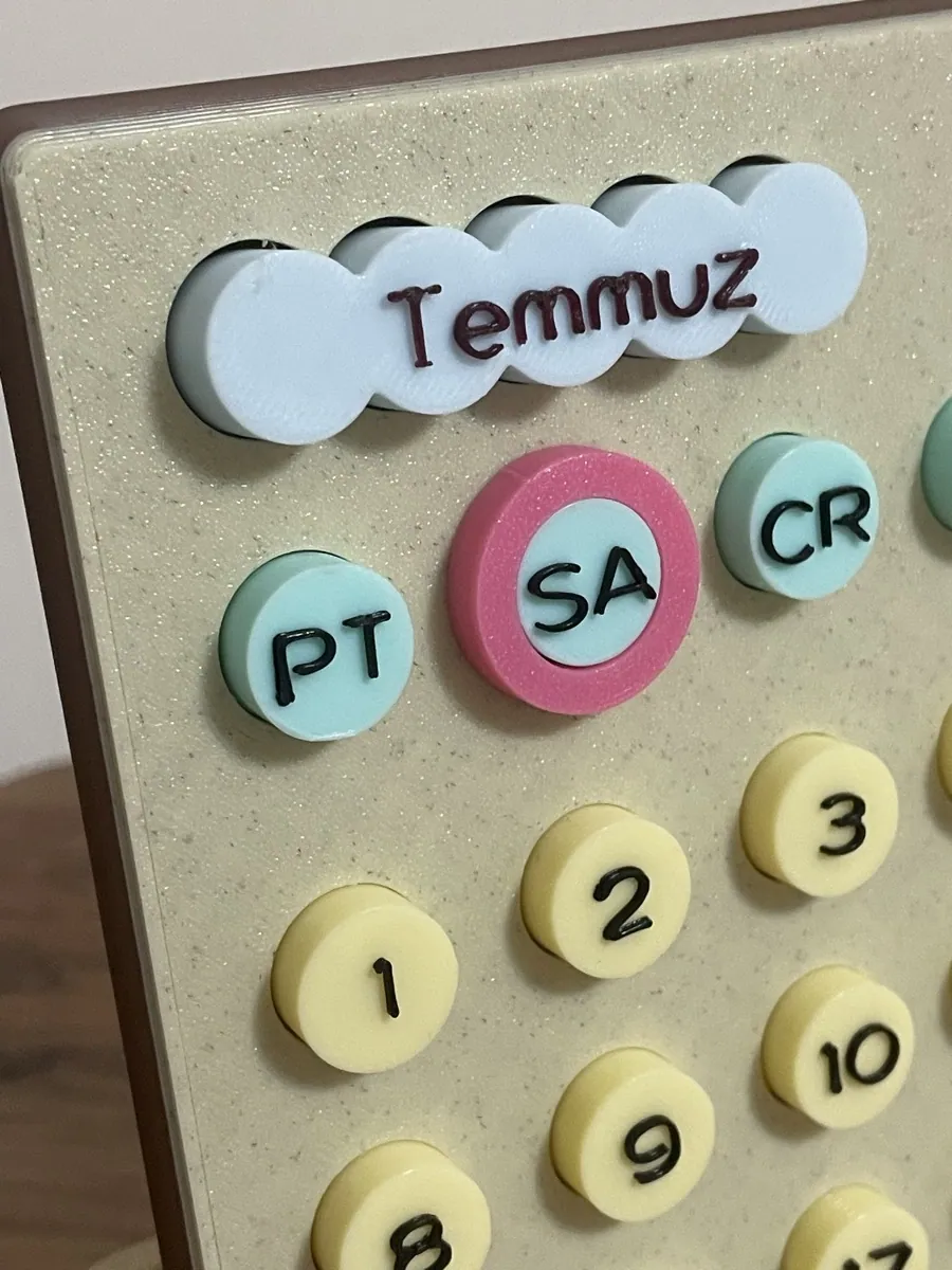 Sonsuz Takvim V2 – Elle Ayarlanan Masa Takvimi