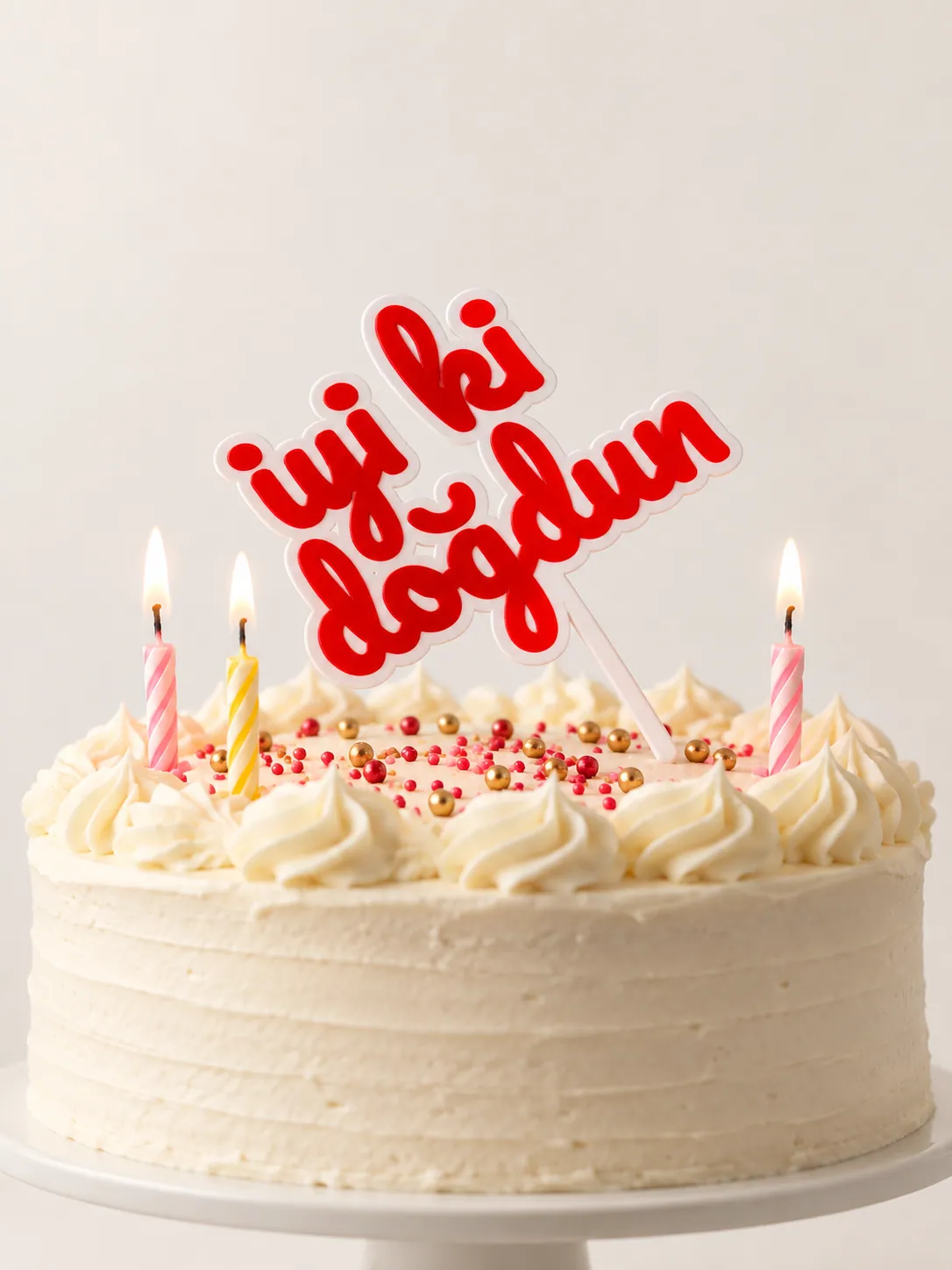 İyi ki Doğdun Pasta Süsü – Kırmızı Beyaz