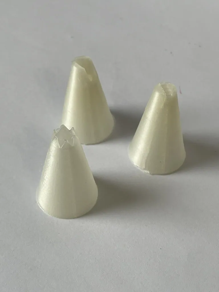 Pasta Krema Sıkma Uçları – 24 Uç Tipi — gerçek baskı fotoğrafı