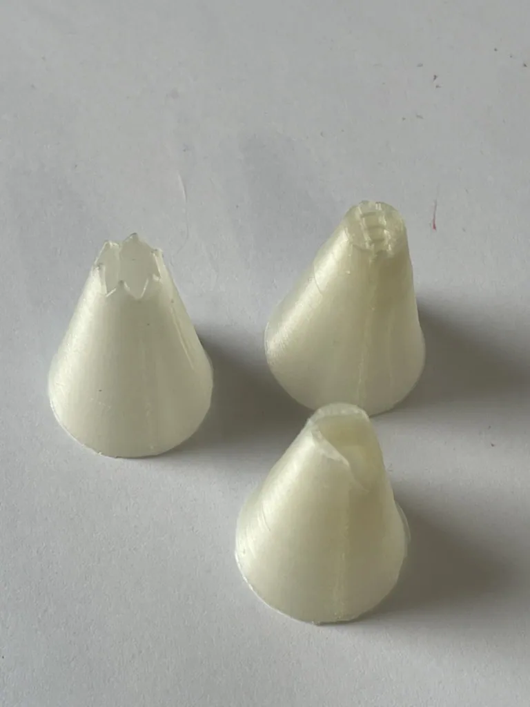 Pasta Krema Sıkma Uçları – 24 Uç Tipi — gerçek baskı fotoğrafı