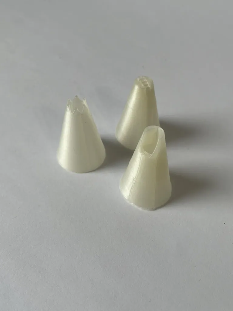 Pasta Krema Sıkma Uçları – 24 Uç Tipi — gerçek baskı fotoğrafı