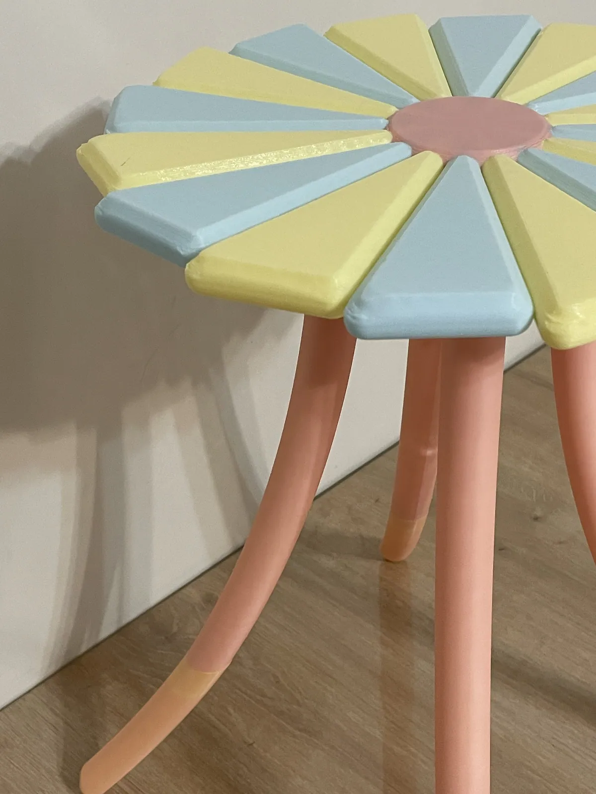 Çiçek Formlu Sehpa – 31,5 cm
