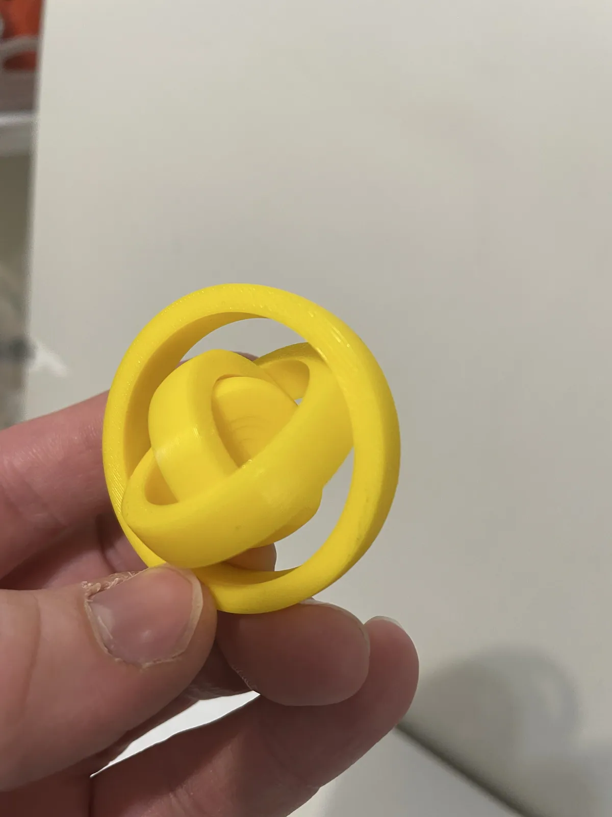 Gimbal Fidget Para – İç İçe Döner Halkalar — gerçek baskı fotoğrafı